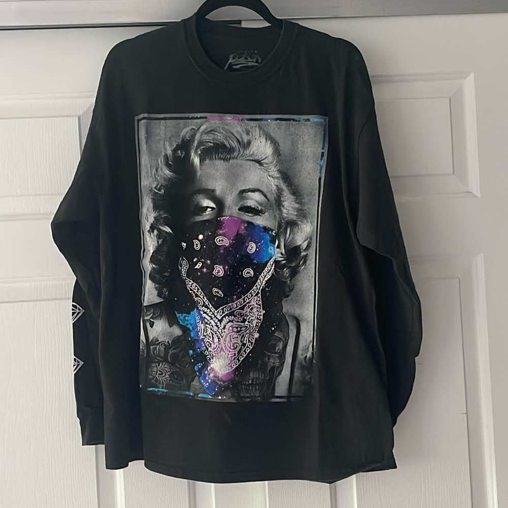 Popular Poison Top Size XL